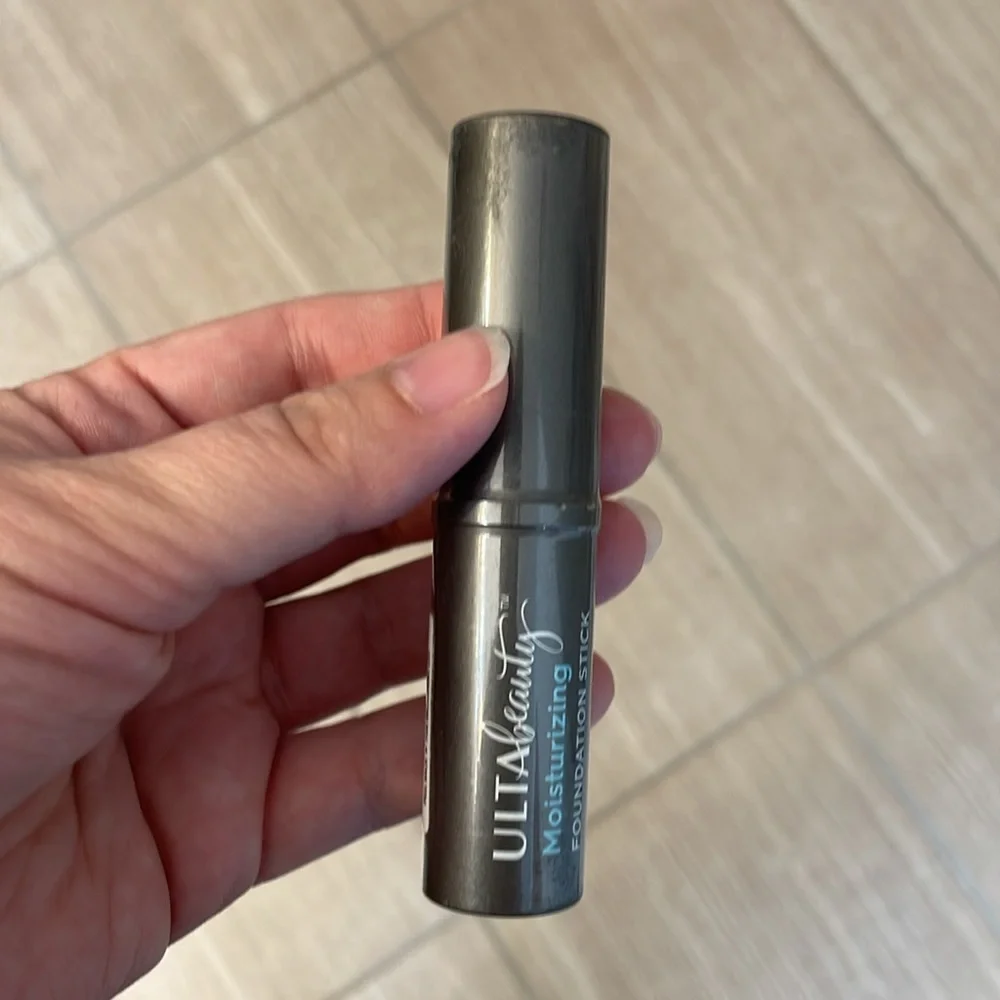 ULTA NWT Moisturizing Foundation Stick Light to Medium Cool Net Wt. 0.3 ounces